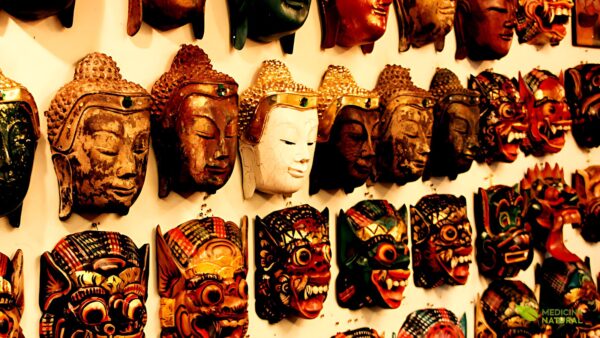 A neurociência tem mostrado como a arteterapia impacta positivamente o cérebro. A expressão artística ativa áreas ligadas à emoção, à memória e à recompensa, podendo até mesmo ajudar a reconfigurar padrões neurais. Essa conexão entre arte e cérebro valida a eficácia da terapia na promoção da saúde mental e na reabilitação neurológica.