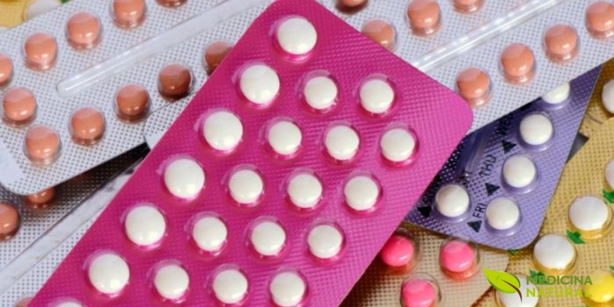 Diferentes tipos de anticoncepcionais orais disponíveis no mercado. Embora sejam métodos contraceptivos eficazes, os anticoncepcionais hormonais podem alterar significativamente o perfil hormonal feminino, afetando hormônios anabólicos como testosterona, DHEA e IGF-1, o que pode dificultar o ganho de massa muscular.